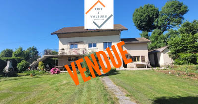 Maison - 195 m² - 10 pièces