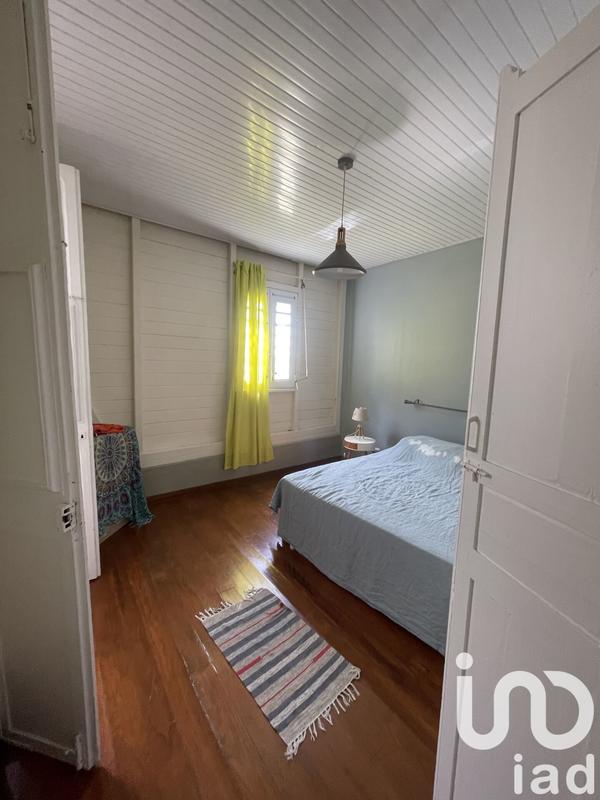 Maison - 220 m² - 4 pièces