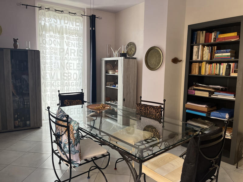 Appartement - 100 m² - 3 pièces