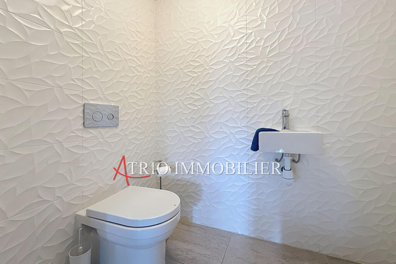 Appartement - 92 m² - 4 pièces