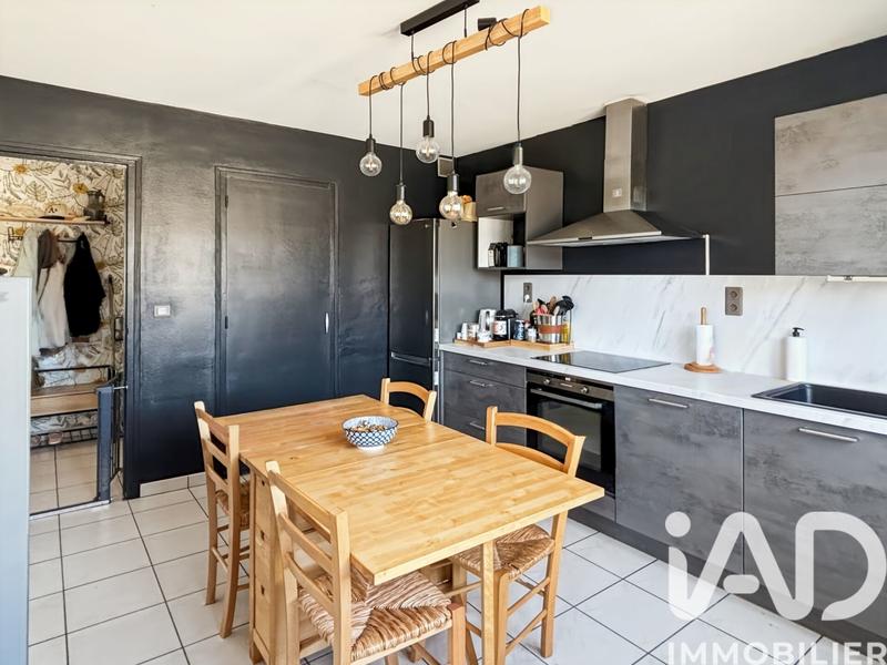 Appartement - 92 m² - 4 pièces