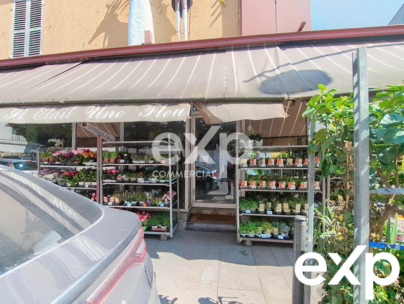 Fonds de commerce - Local commercial - 114 m²