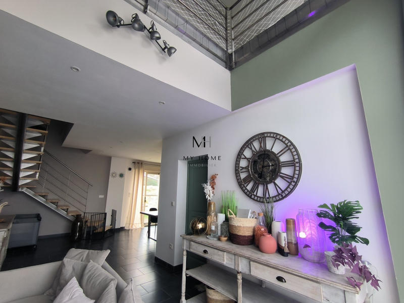 Maison - 187 m² - 7 pièces