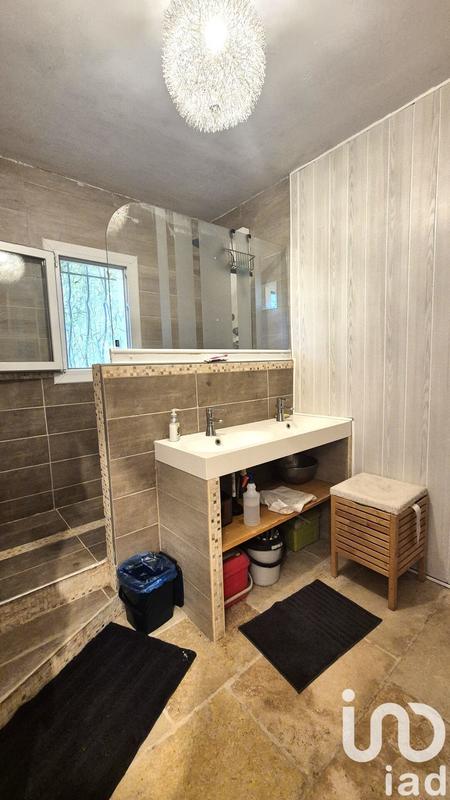 Maison - 226 m² - 6 pièces