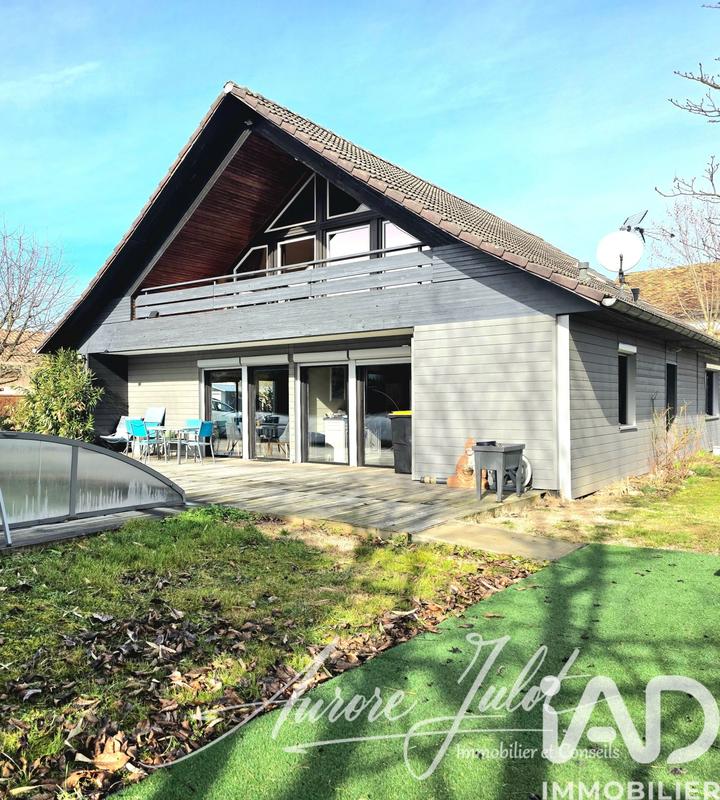 Maison - 186 m² - 8 pièces