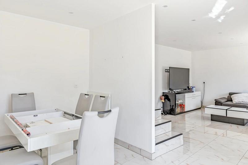 Maison - 83 m² - 4 pièces