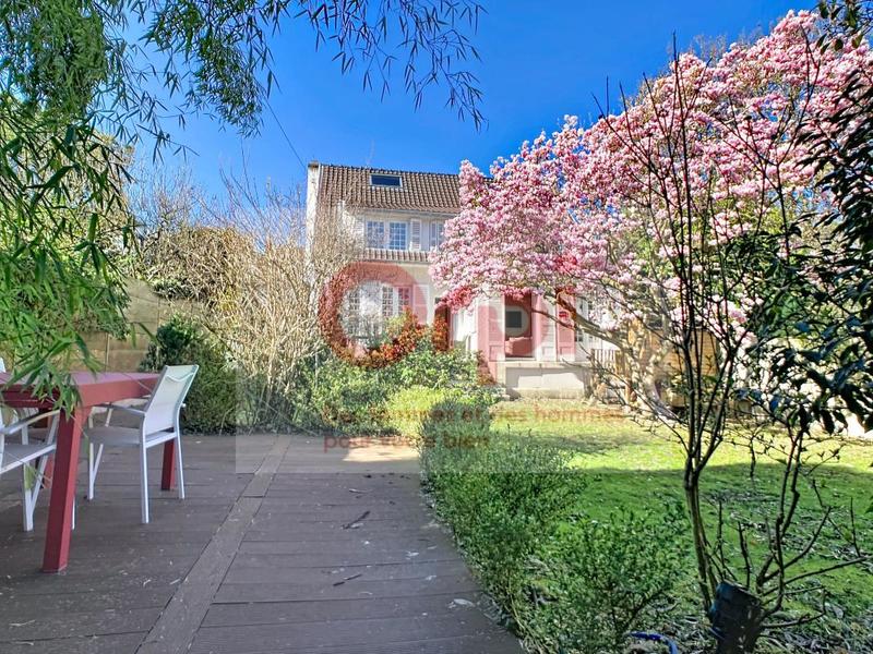 Maison - 140 m² - 7 pièces