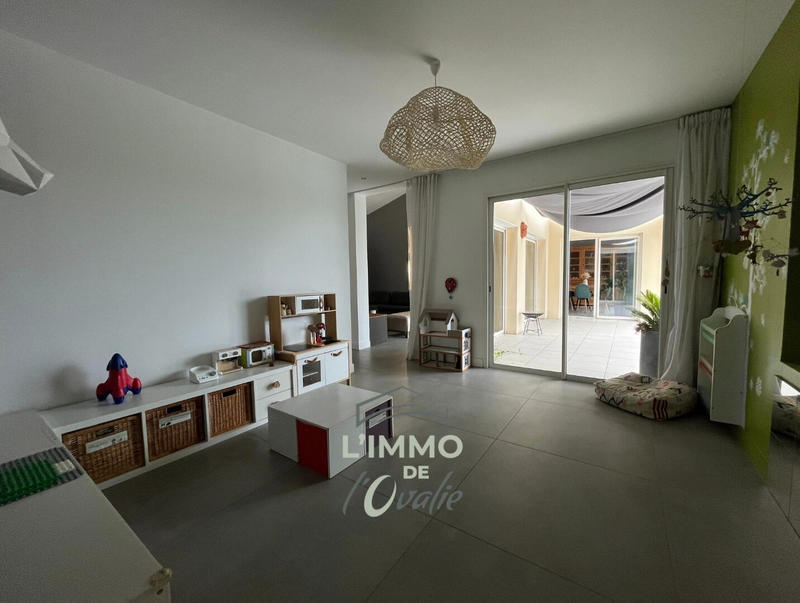 Maison - 200 m² - 6 pièces