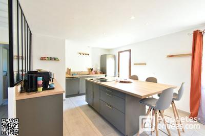 Maison - 87 m² - 5 pièces