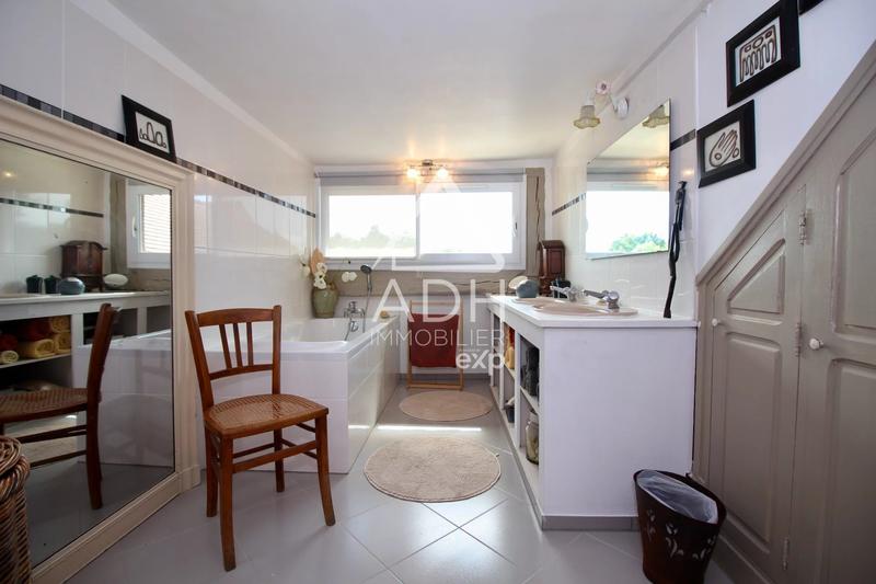 Appartement - 106 m² - 4 pièces