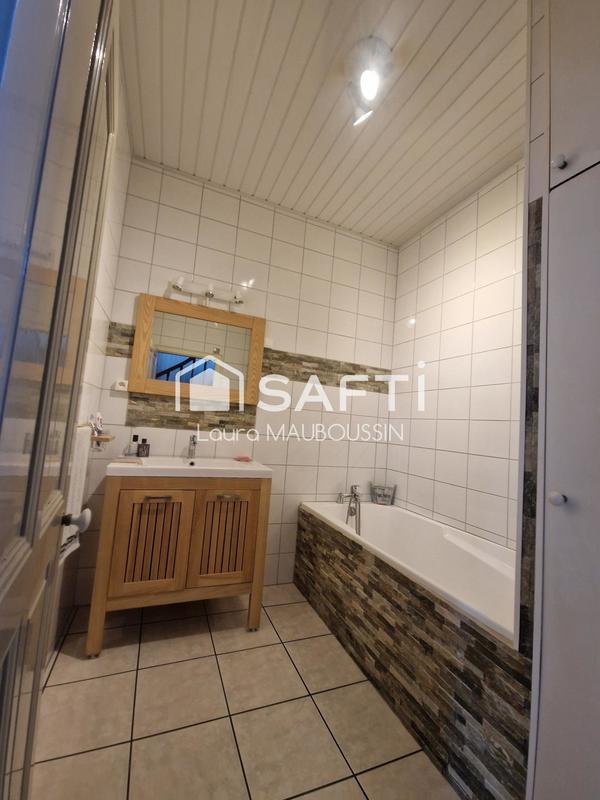 Maison - 115 m² - 7 pièces