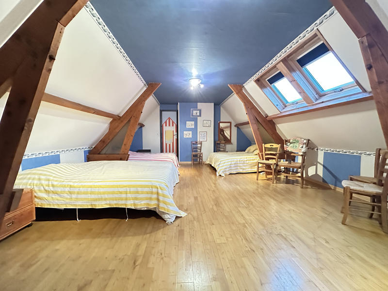 Maison - 133 m² - 5 pièces