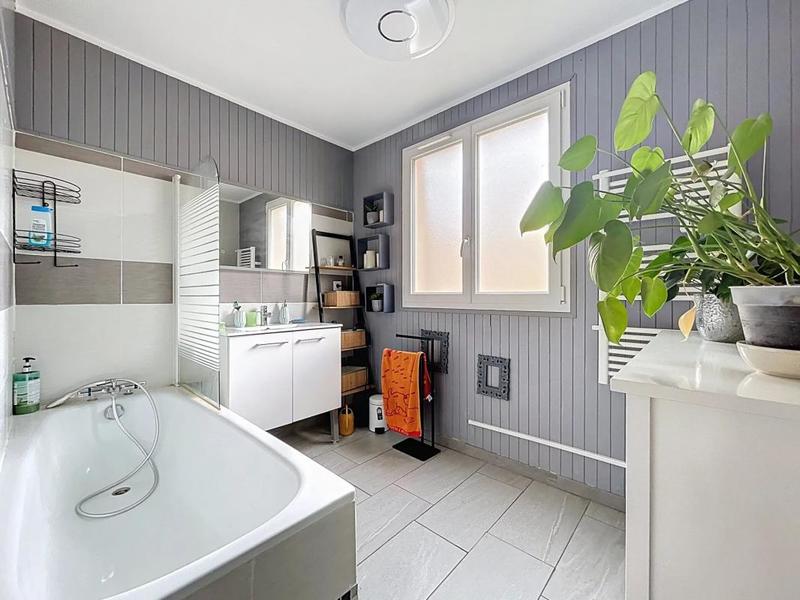 Maison - 125 m² - 6 pièces