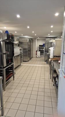 Fonds de commerce - Magasins - 100 m²