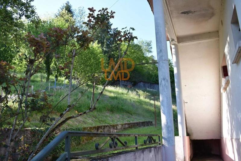 Maison - 106 m² - 9 pièces