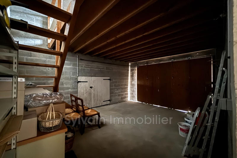 Propriété - 206 m² - 8 pièces