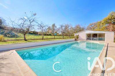 Maison - 122 m² - 4 pièces