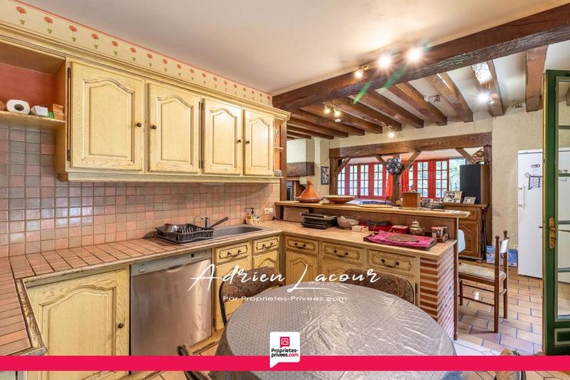 Maison - 177 m² - 9 pièces