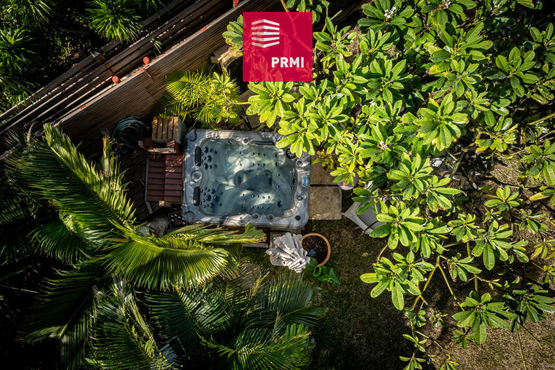 Maison - 210 m² - 7 pièces