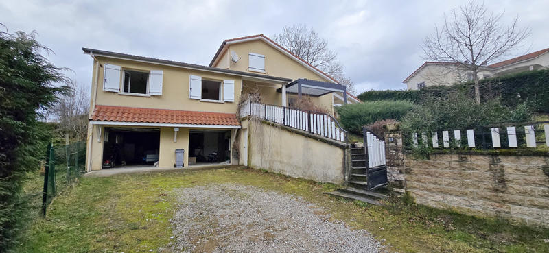 Maison - 115 m² - 6 pièces