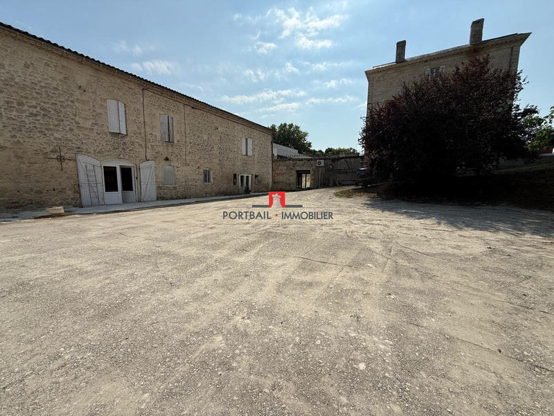 Local commercial - 65 m² - 3 pièces