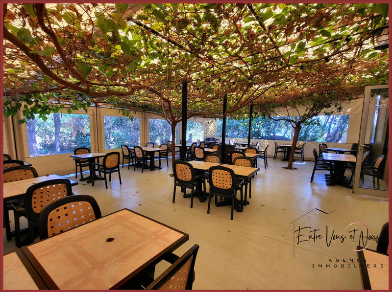 Fonds de commerce - Hôtellerie / Restauration - 295 m²