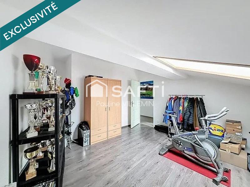 Appartement - 80 m² - 5 pièces