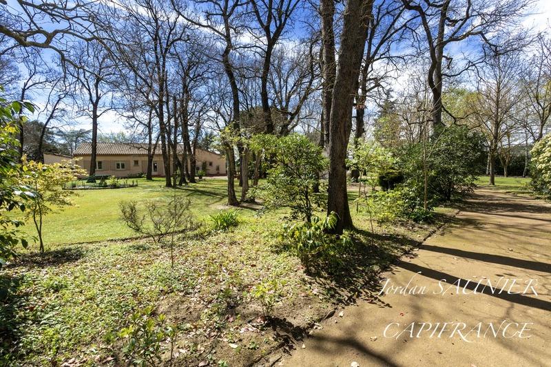 Maison - 182 m² - 7 pièces