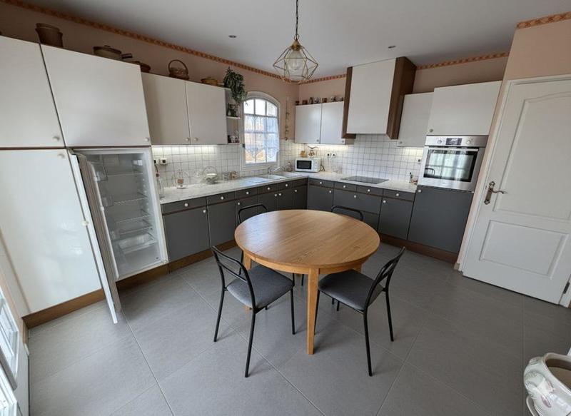 Maison - 108 m² - 4 pièces