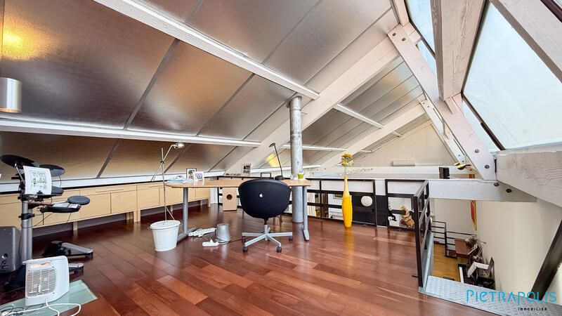 Maison - 295 m² - 7 pièces