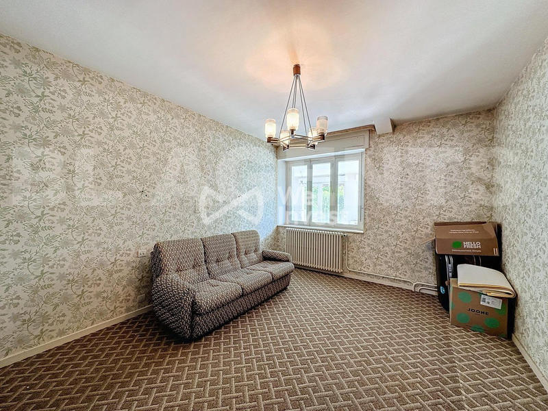 Maison - 284 m² - 13 pièces