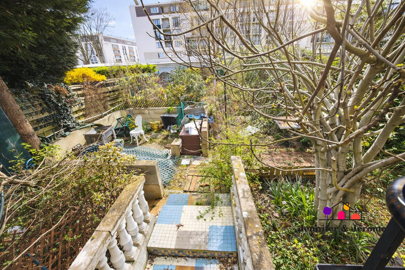 Maison - 104 m² - 4 pièces