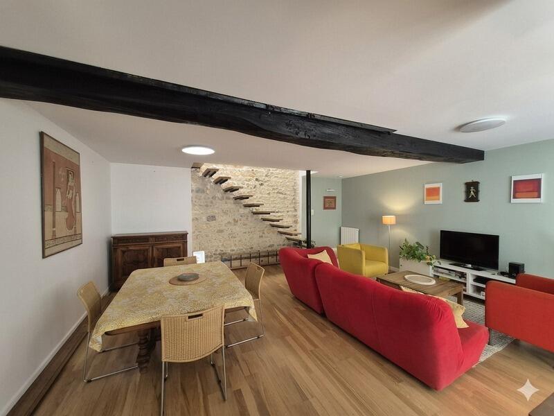 Appartement - 84 m² - 3 pièces