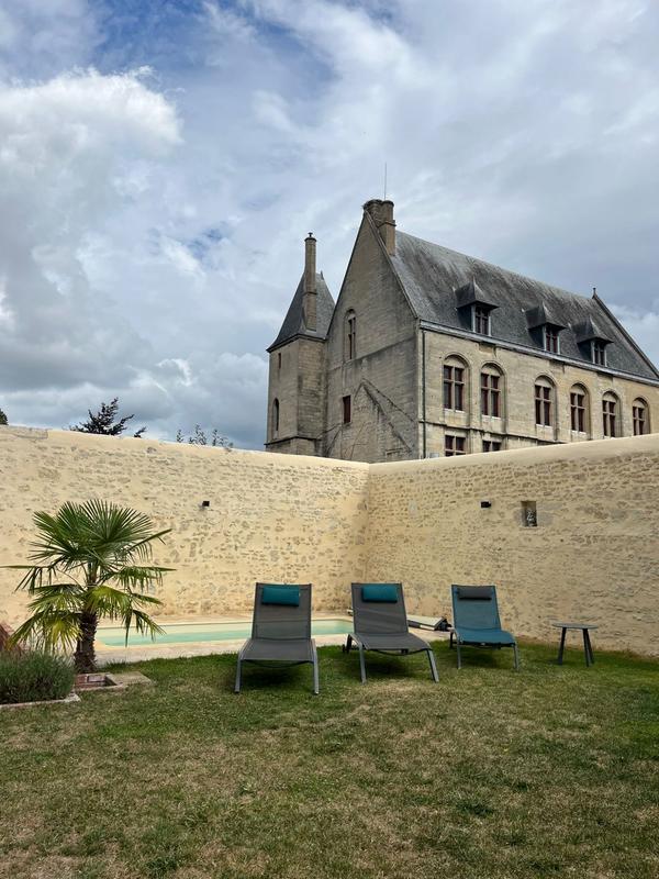 Maison ancienne - 240 m² - 9 pièces