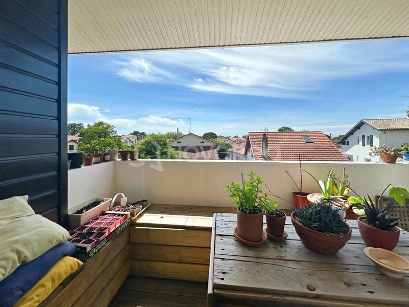 Appartement - 64 m² - 3 pièces