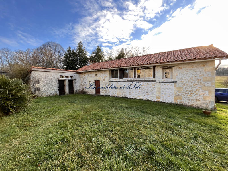 Maison - 233 m² - 8 pièces