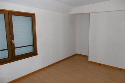 Maison - 300 m² - 12 pièces
