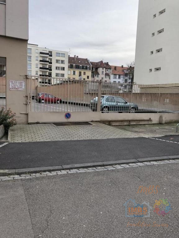 Parking / Garage - 10 m²