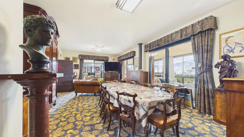 Maison d'architecte - 321 m² - 10 pièces