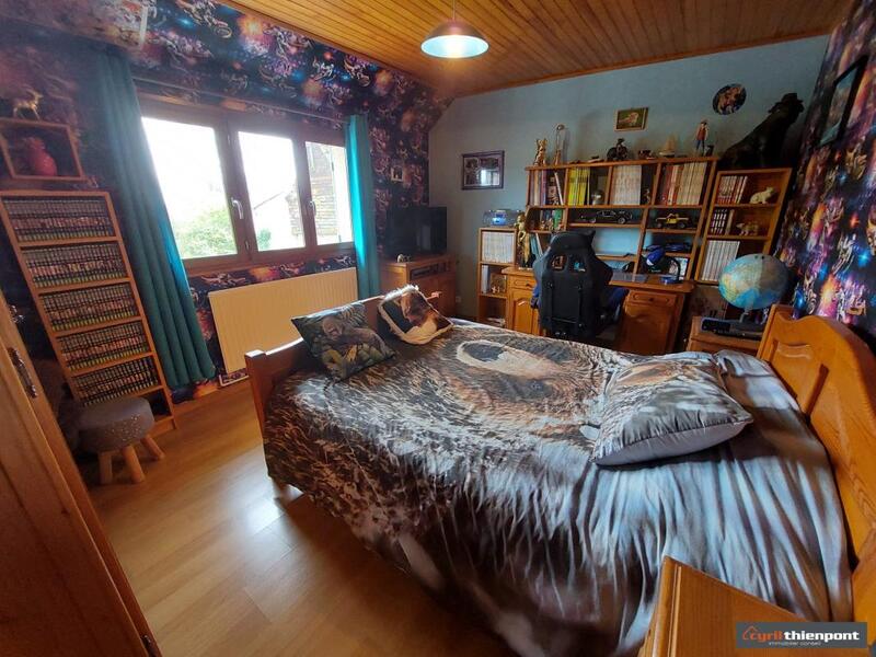 Maison - 167 m² - 9 pièces