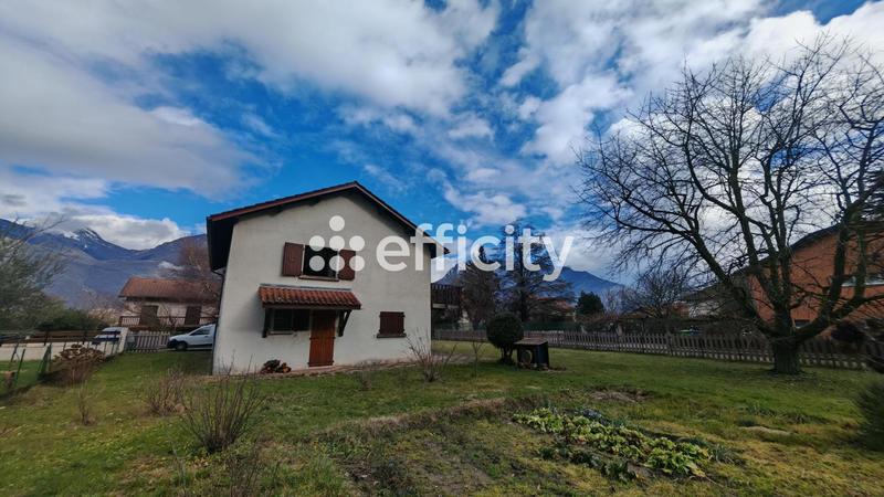 Villa - 102 m² - 4 pièces