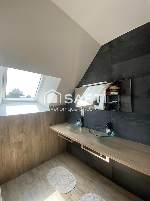 Maison - 215 m² - 7 pièces