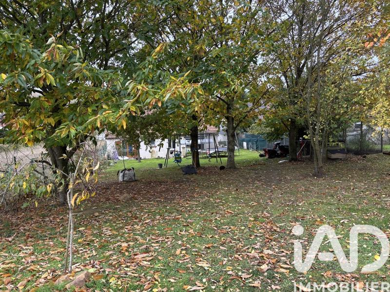 Maison - 143 m² - 8 pièces