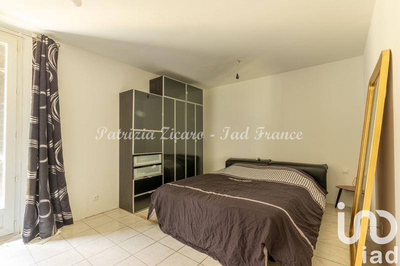 Maison - 320 m² - 5 pièces