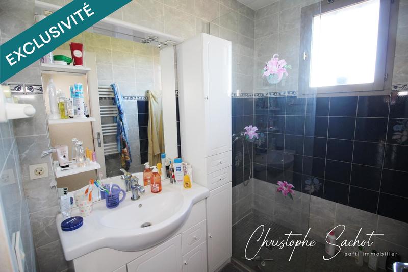 Maison - 93 m² - 6 pièces