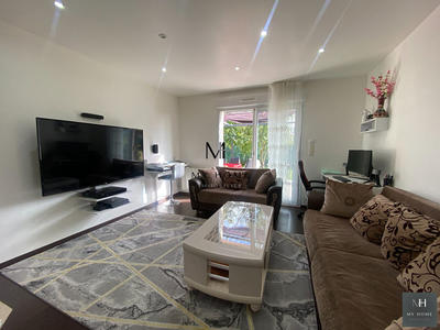 Maison - 98 m² - 5 pièces