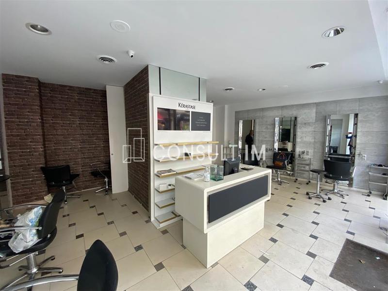 Local commercial - 81 m²