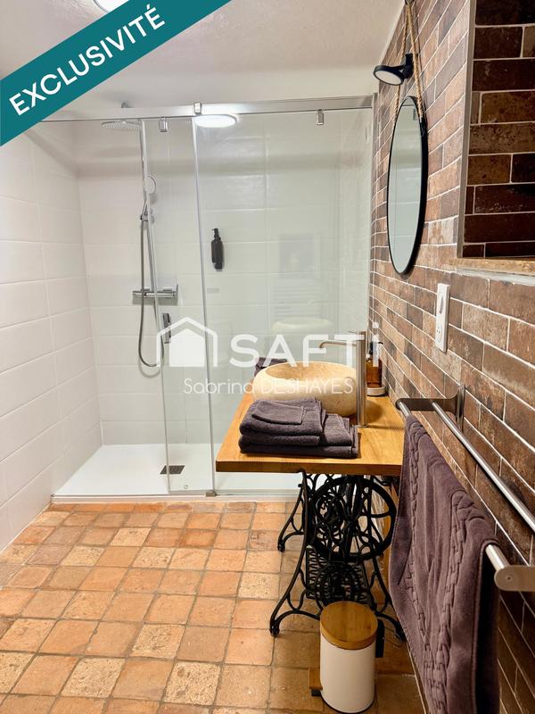 Maison - 180 m² - 8 pièces