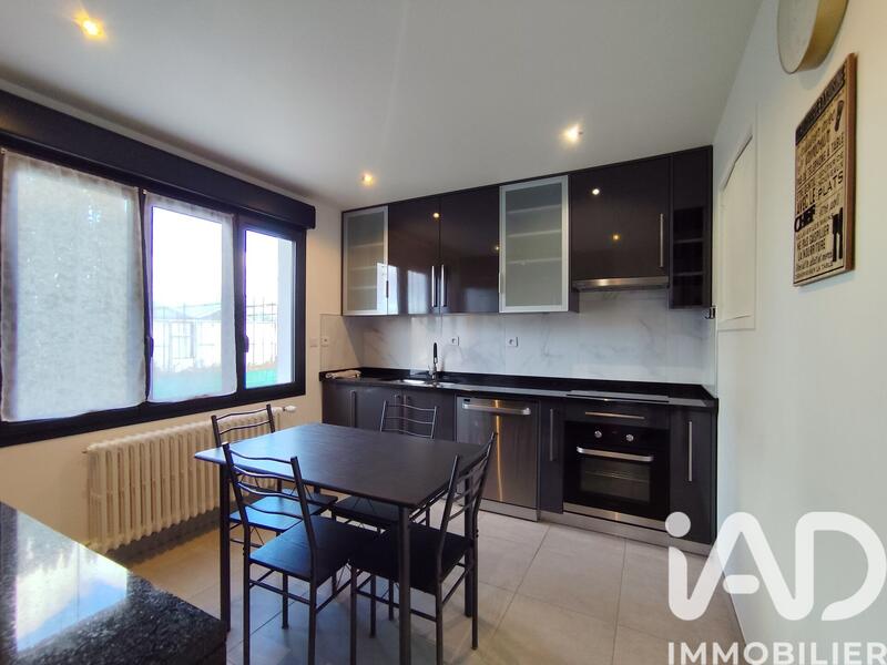 Maison - 108 m² - 6 pièces