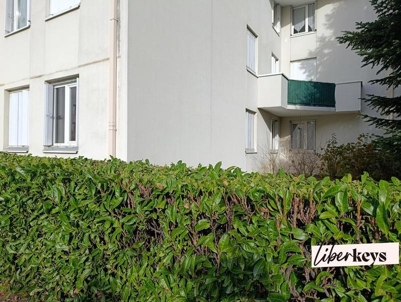 Appartement - 100 m² - 5 pièces